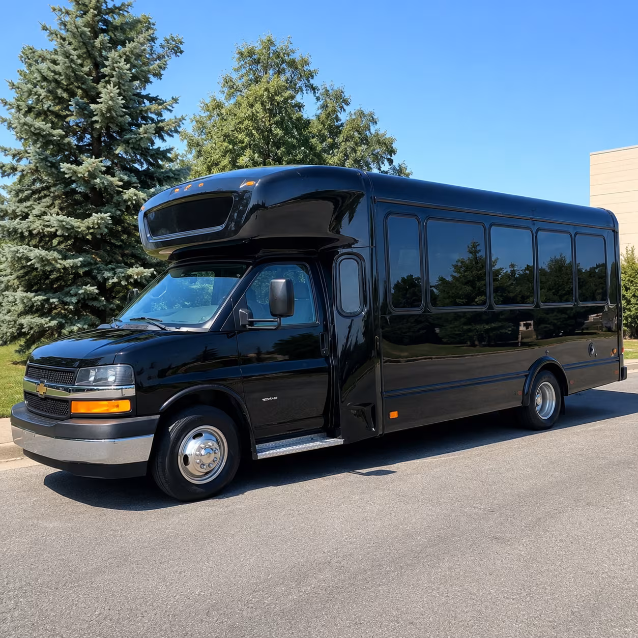 Akron Homecoming & Prom Party Bus Rentals