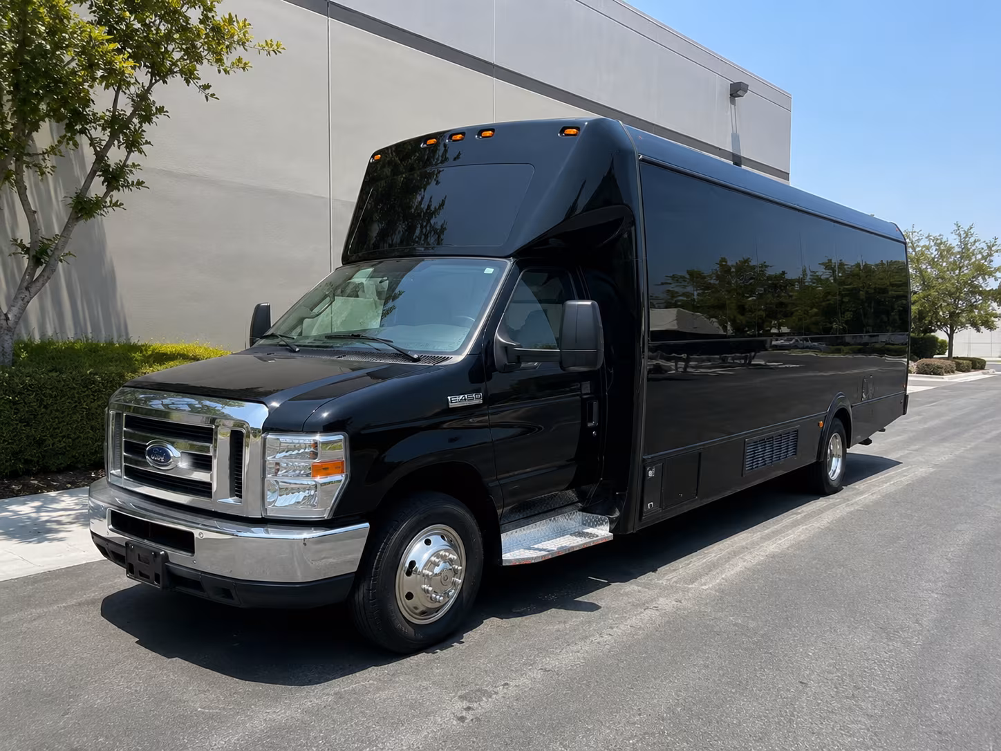 Cincinnati Party Bus Rental