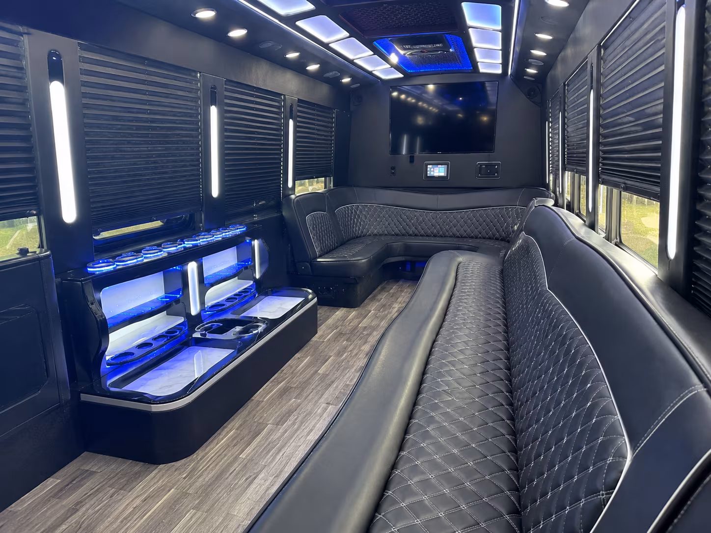 Pittsburgh Birthday, Sweet 16, & Quinceañera Party Bus Rentals